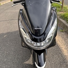 ホンダ バイクPCX JF56の画像