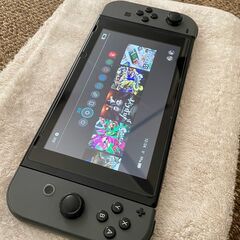 【中古】Nintendo Switch本体一式（動作正常）／ストラップ欠品★おまけ付きの画像