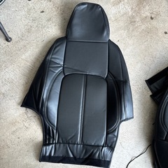 FLEX オリジナル　 ハイエースDX標準　 フロントシートカバーの画像