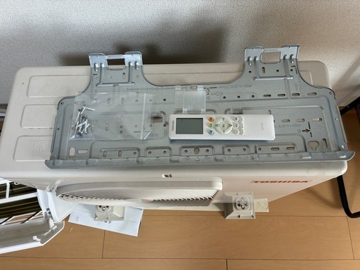 東芝ルームエアコン　RAS-K221M(W)