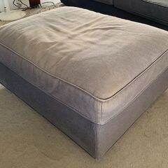 ★無料★ 3人掛けソファ + オットマン (収納付き)の画像