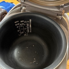 象印　炊飯器　5.5合の画像