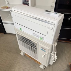 【超美品‼️】定価25万♪ 高級機種 富士通 2020年製 18畳用エアコン 極暖 ノクリア フィルター自動お掃除 スマホ遠隔操作 200V/5.6kwの画像