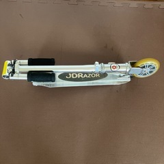 JD RAZOR 折りたたみ式 キックボードの画像