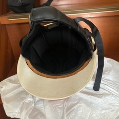 半ヘルメットの画像