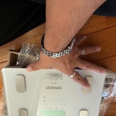 体重計　OMRONの画像