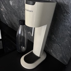 ソーダストリーム／ボトル付き】＋希望でガスシリンダー付きの画像