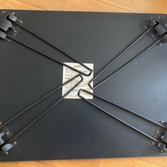 折り畳みテーブルの画像