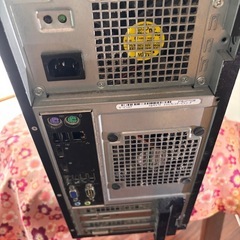 【Dell Optiplex9020】第4世代Corei7のデスクトップPC本体です。つい先日までメイン機として使用していました。完全Formatした後、Windows11の 24H2を入れてみました。起動するにはマイクロソフトのアカウントが必要です。の画像