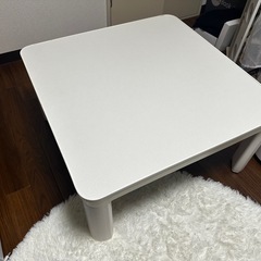 こたつテーブルの画像