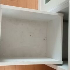 食器棚の画像