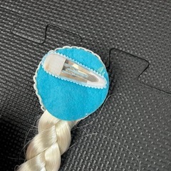 【ディズニー】150cm エルサ風ドレス(手袋、三つ編みのヘアアクセ セット)の画像