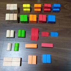 カラフルつみき100ピース　積み木　対象年齢：1.5才以上　知育玩具　玩具　天然木の画像