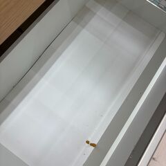 リユースのサカイ栃木店★ジモティ割あり★ NITORI 食器棚 ホワイト W140×D50×H200 クリーニング済み TC10824の画像