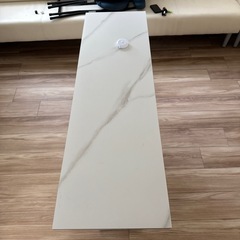 大理石スタンドの画像
