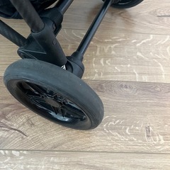 サイベックス　メリオ　カーボン　グレー　ベビーカーの画像