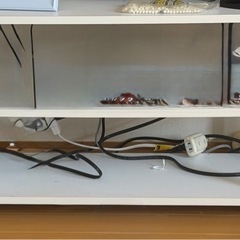 シンプルTVだ台