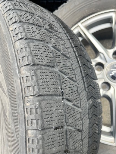 ヴェルファイア30系　スタッドレスタイヤホイール付き　ブリヂストン　ブリザックVRX 215/65/R16