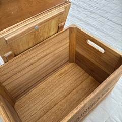 木製ストレージボックス蓋付きの画像