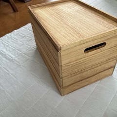 木製ストレージボックス蓋付きの画像