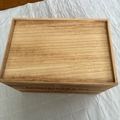 木製ストレージボックス蓋付きの画像