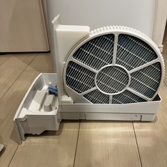 加湿器・空気清浄機　シャープ 加湿 空気清浄機 プラズマクラスター 25000 ハイグレード 19畳 / 空気清浄 31畳 ホワイト KI-NS70-Wの画像