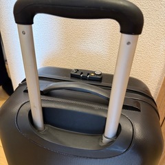 ディズニー　スーツケースの画像
