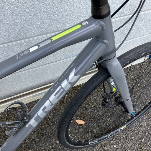 中古品　トレック　TREX  クロスバイク　7.4FX  2015年モデル　公田店