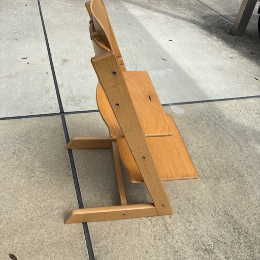 ストッケ　こども椅子