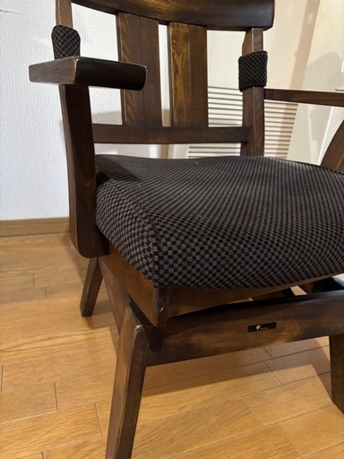 Otsuka家具肘付き回転式チェア上質チェア