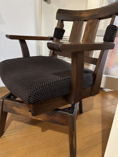Otsuka家具肘付き回転式チェア上質チェア