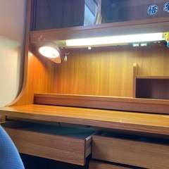 本棚付き学習机の画像