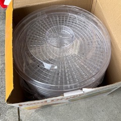 フードドライヤー格安！（一部に破損あり）の画像