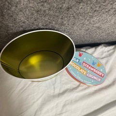 ディズニー　缶の画像