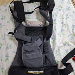 コンビ抱っこ紐　ハグッテの画像