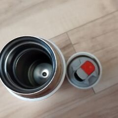 ステンレス水筒500mlの画像