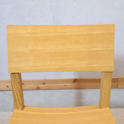 人気のunico(ウニコ)よりHUTTE(ヒュッテ)シリーズ のダイニングチェア2