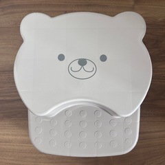 スリコ　子供用
クマさん踏み台の画像