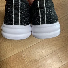 24センチ　レディース　シューズ　全体的に柔らかい素材ですの画像