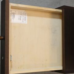 karimoku(カリモク)のユーティリティー デスクワゴンです。オーク材のナチュラルな質感とシンプルなデザインの袖机。天板が高さ調整ができるので、用途に応じて使い分けられます♪の画像