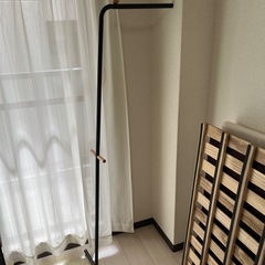 【お譲りします】ハンガーラックの画像