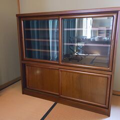 サイドボード（茶箪笥）の画像