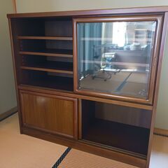 サイドボード（茶箪笥）の画像