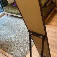 スタンドミラーの画像