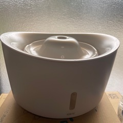 ピュアクリスタル ウェル 1.5L 猫用 ホワイト  の画像