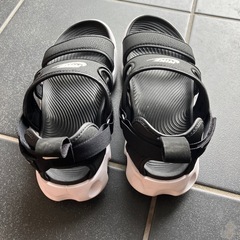 NIKE サンダルの画像