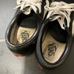 バンズ　スニーカー　22.5の画像