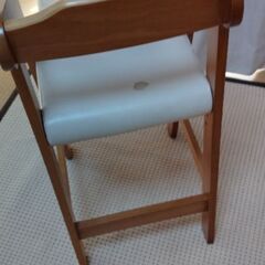 子供用　椅子の画像