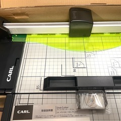 新品替刃付 カール事務器 裁断機 ペーパーカッター スリム A4対応 50枚