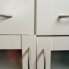 食器棚の画像